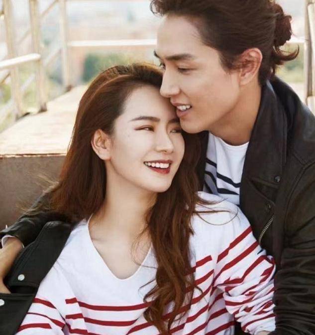 戚薇一家三口甜蜜出行,打卡环球影视城,lucky气场十足_李承铉_女人