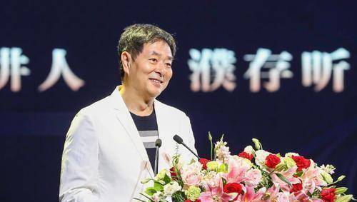 濮存昕没戏拍,陈道明为小鲜肉配戏,演艺圈究竟需要哪种人才?