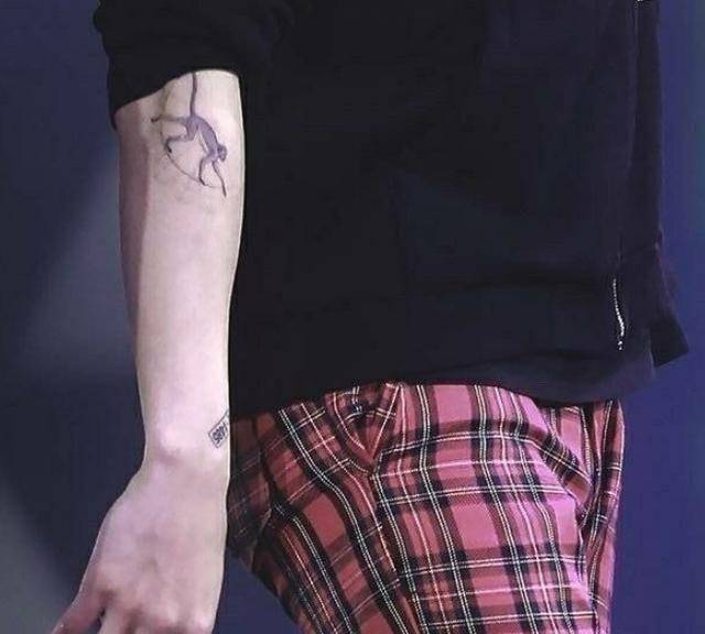 朴灿烈恋情被锤人设崩塌,粉丝列出5点澄清,黑粉不要高兴太早_女生