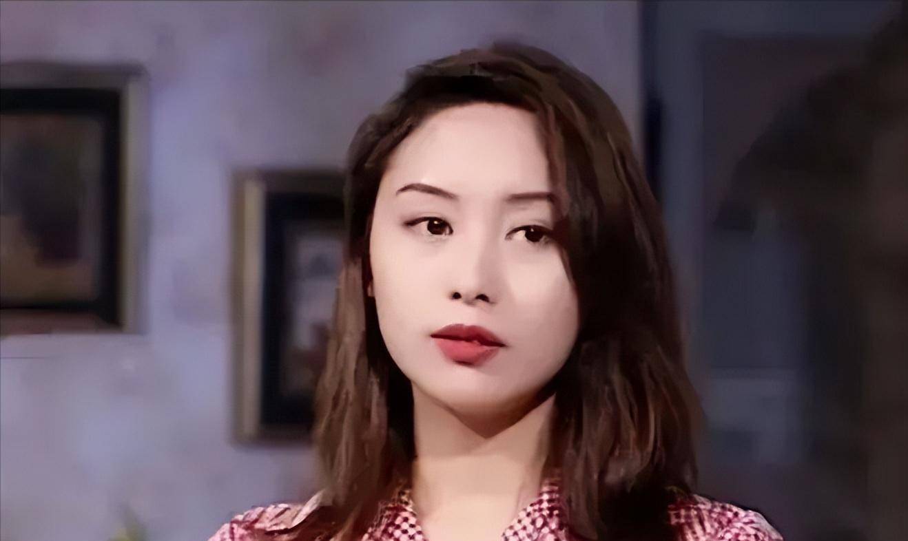 郭可盈:下嫁凤凰男,屡遭背叛却替丈夫打掩护,她可不是傻白甜_林文龙