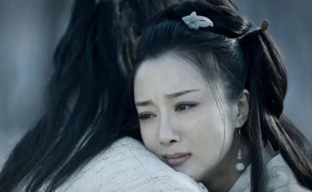 李依晓,被狗咬伤毁容,束手无措整容修复,还屡次被骂整容脸_叶璇_时候