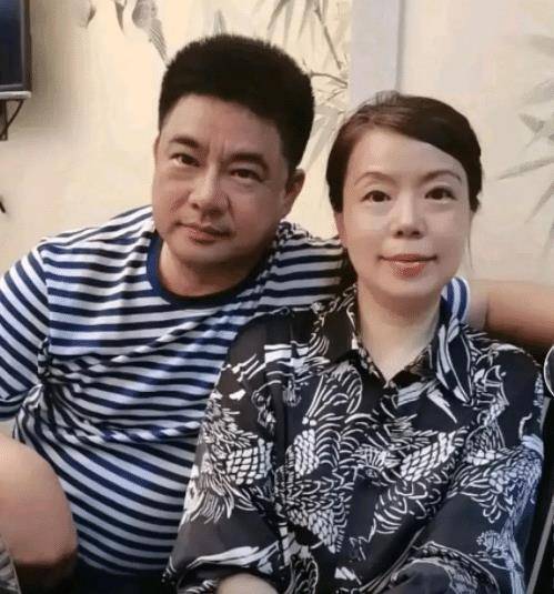 杜新枝被田静拉黑,郭威默认妻子选择,两家再无关系_孩子_支持_网络