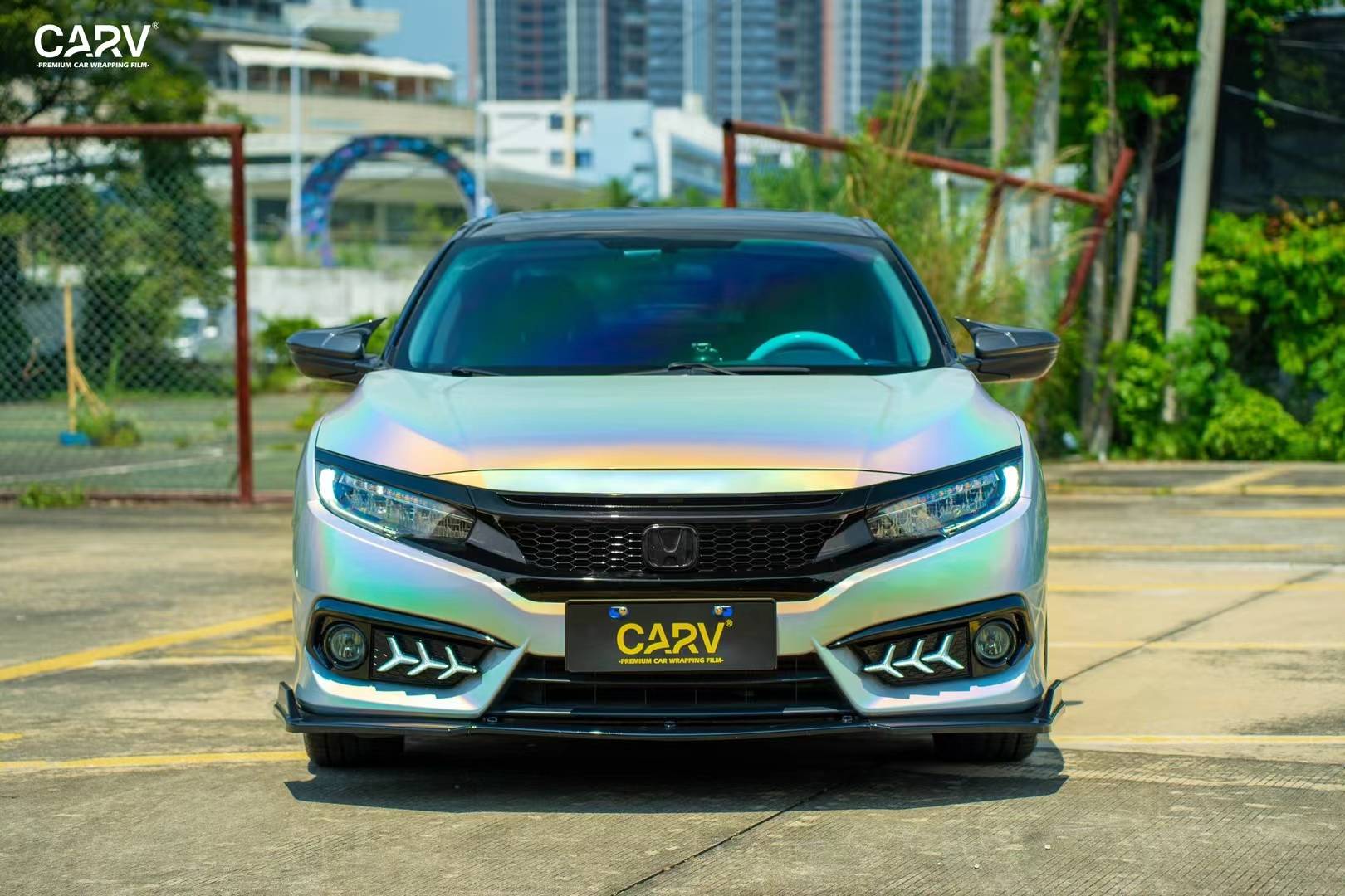 本田思域卡孚改色膜白金液态镭射白,阳光下自由灵动的七彩流光_搜狐