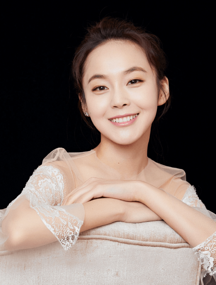 演员张佳宁:从小父母离异,不原谅生父20年,如今34岁单身恐婚_工作