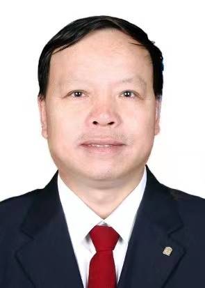 当代优秀诗人"光耀华夏·文学奖"二等奖获奖者其一_周秦_王光祥_陶红