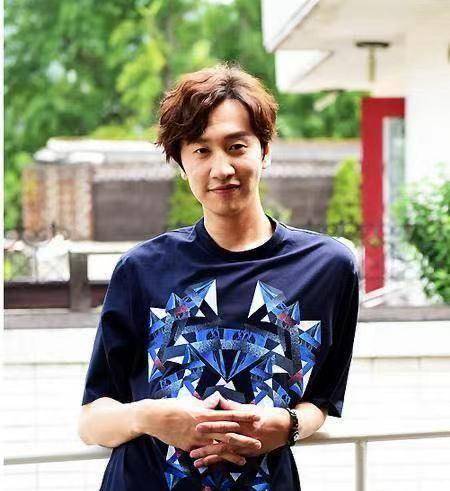 时隔11年李光洙退出rm,粉丝喜大普奔,网友:宋智孝啥时候走?