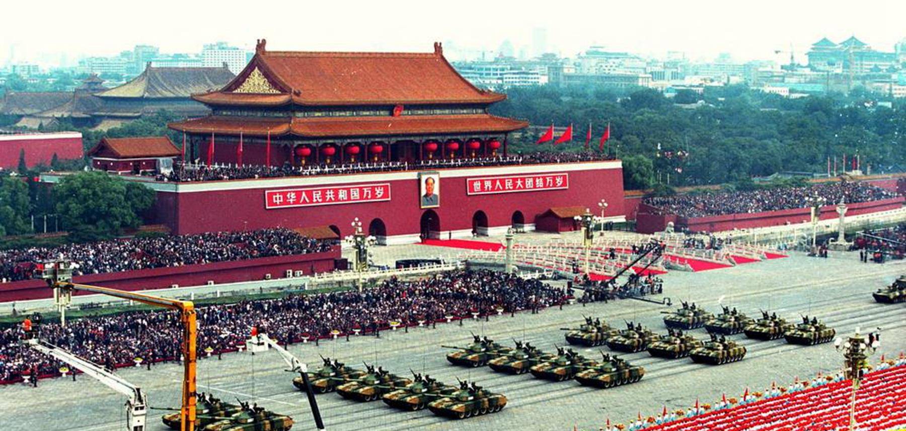 2019年的中国大阅兵,将展现史无前例的最强悍阵容