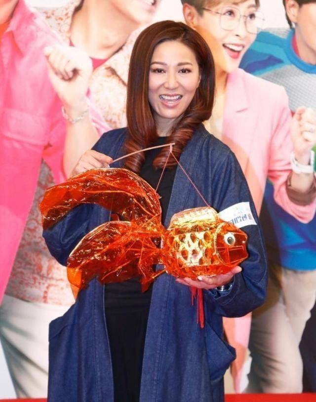 滕丽名回应魏骏杰重提旧情,直言不想消费对方,也不了解对方近况_感情