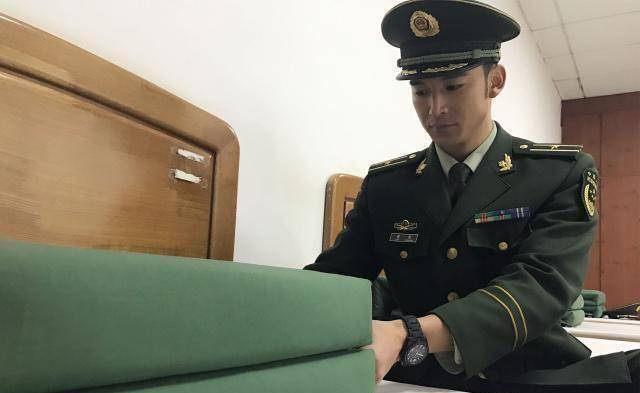 援藏志愿者,演员,这位颜正身正的肌肉型男被我们忽略了_曲吉_军人