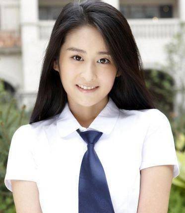 同演七仙女,霍思燕家庭和睦惹人羡,她老公捧的女人都跟她相似_黄圣依