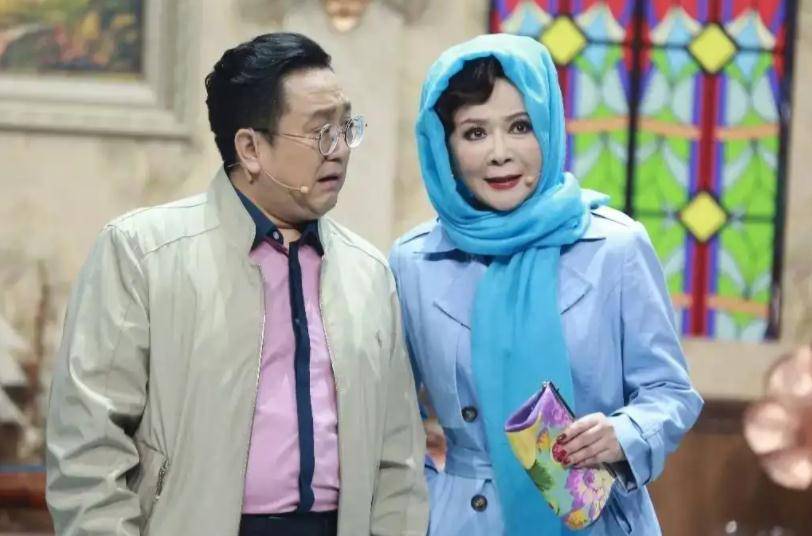 而丁丁不是推后,而是直接没有女友,即使心里着急,蔡明也无可奈何,只能