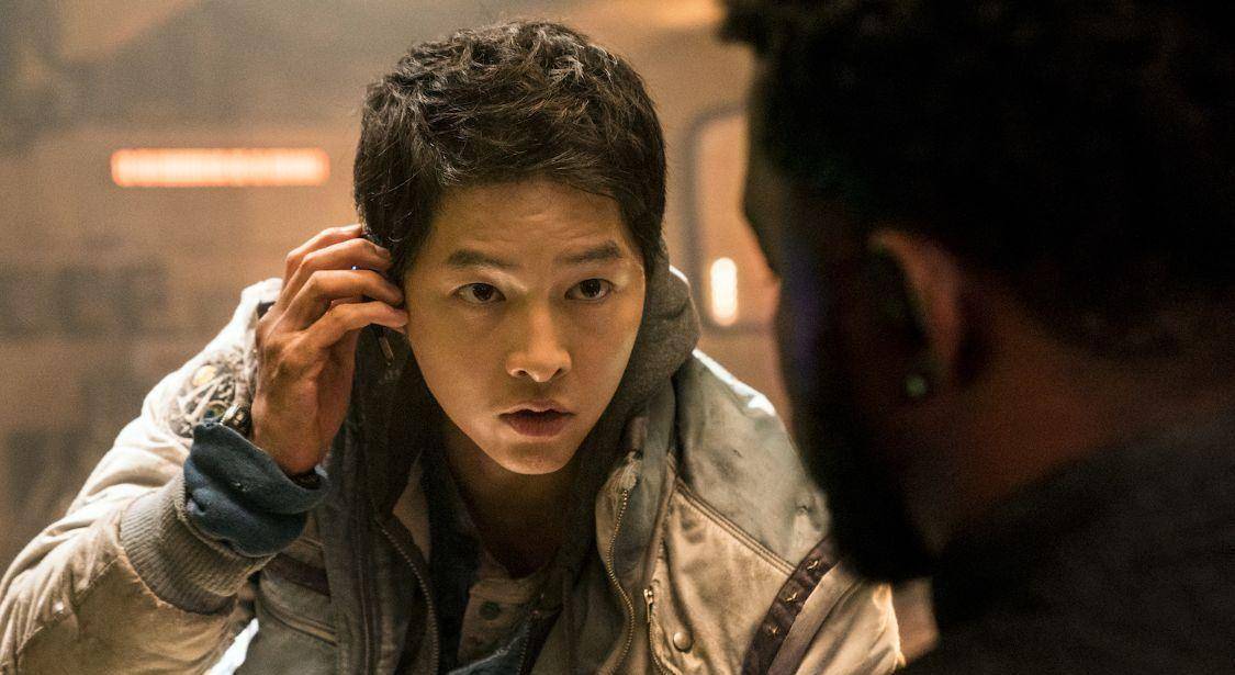 宋仲基将任釜山电影节主持,神仙恋情决裂后,两人现状怎样了?