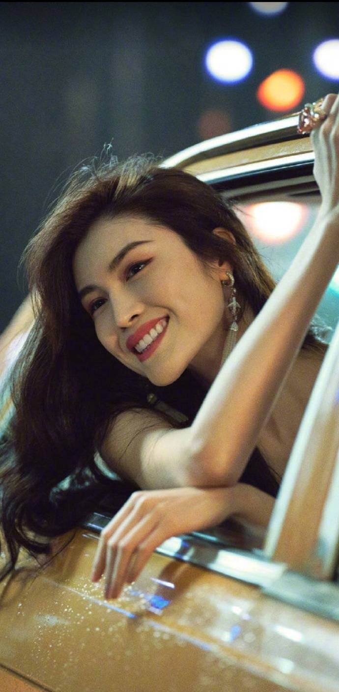 与超模何穗共度3天,曾和刘雯传绯闻_健身_网友_一家