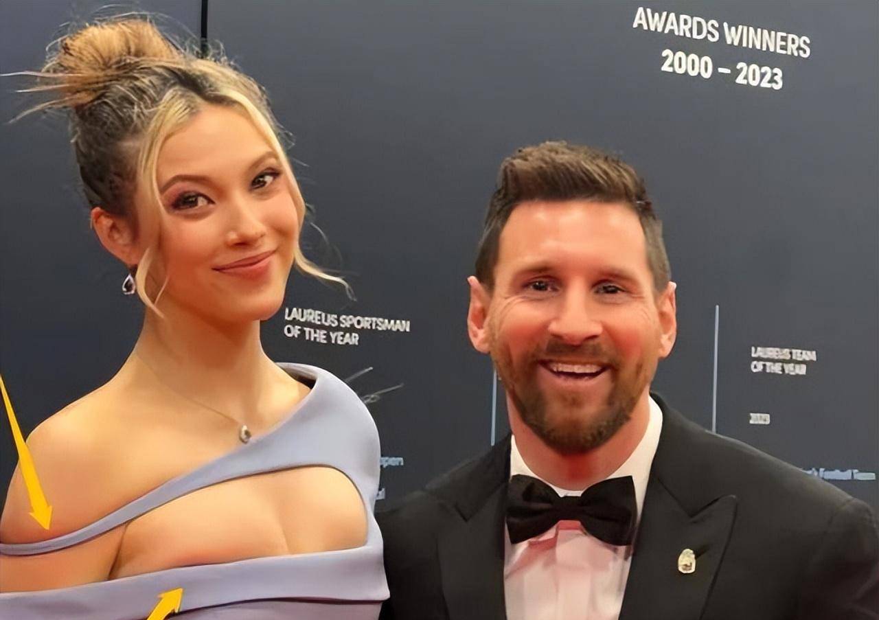 19岁谷爱凌穿衣惹争议!裙子太小勒胸对比模特图尴尬_衣服_着装_紧身