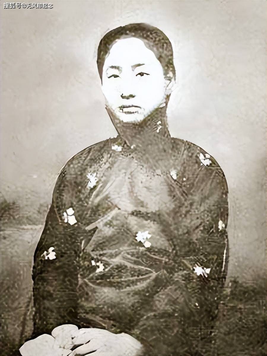 李桂兰认定继母不是一般的人,她推测继母出身于大户人家,过着富贵的