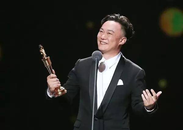 王祖蓝:幸福就是,你去下午茶让我来带娃,全网地位最高的奶爸_陈奕迅