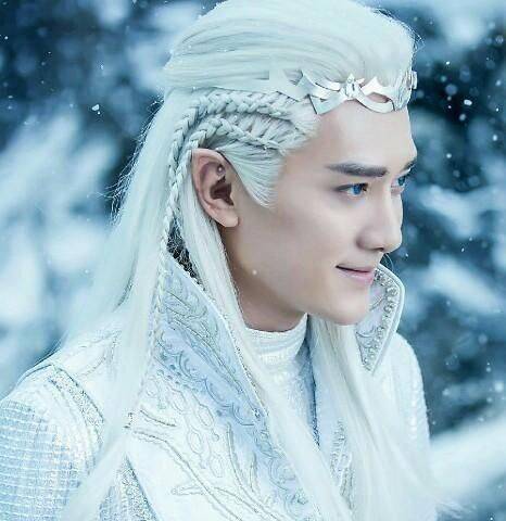 的古装白发男神,马天宇于朦胧胡歌,谁的回眸惊艳时光_造型_幻城_白衣