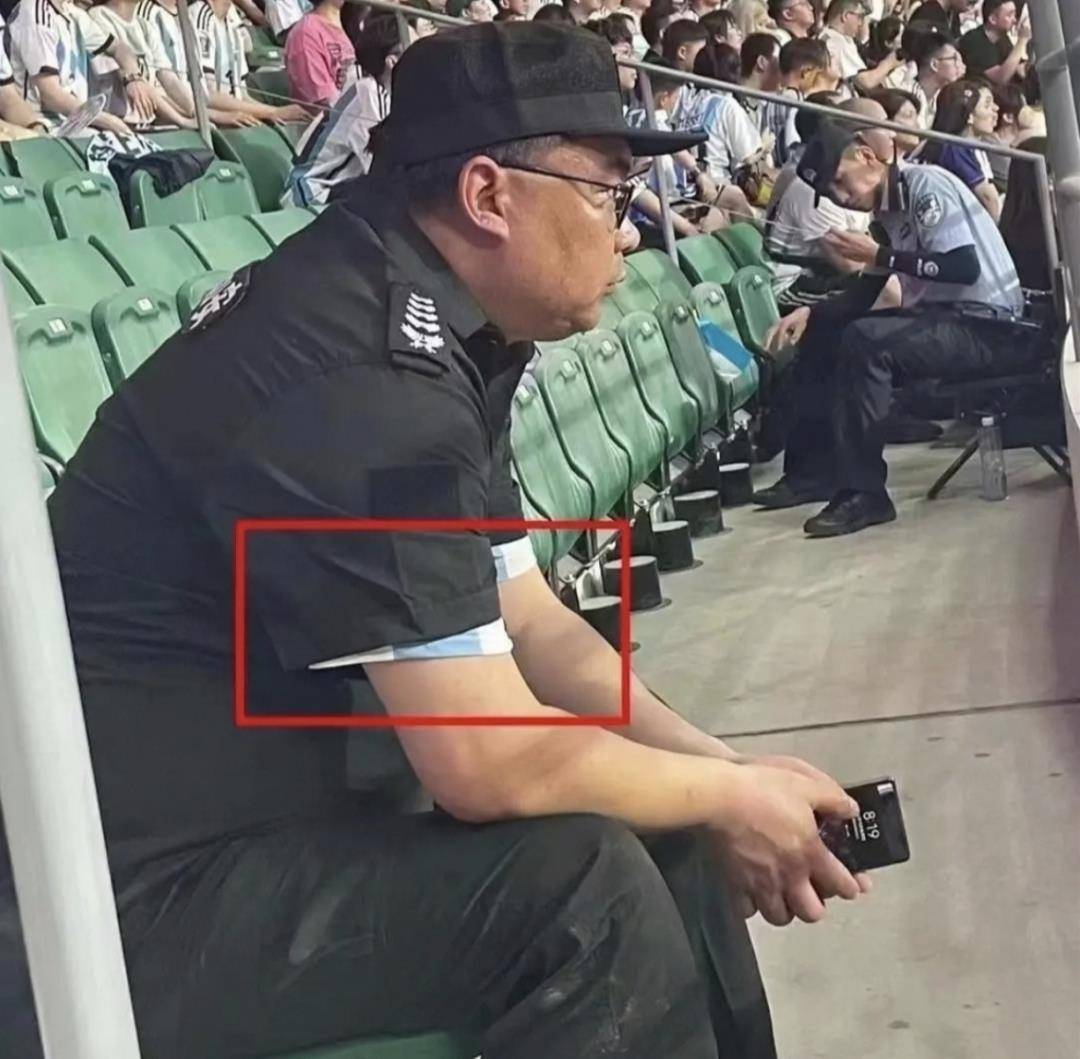 抢了梅西风头的少年是昨晚世界上最幸福的人_工体_速度_男人