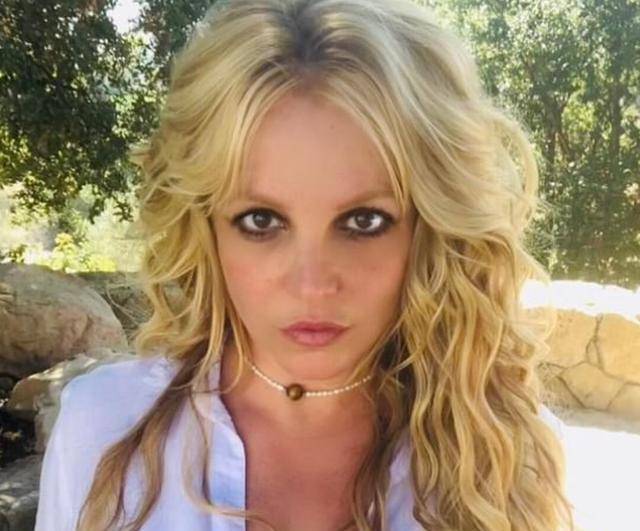 小甜甜布兰妮发布跳舞视频,精神状态令人担忧,跟之前判若两人!