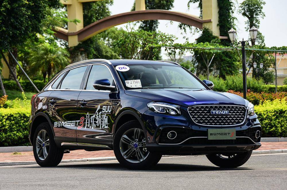 新车配备ktv系统,等红灯空闲可以高歌一曲_搜狐汽车_搜狐网