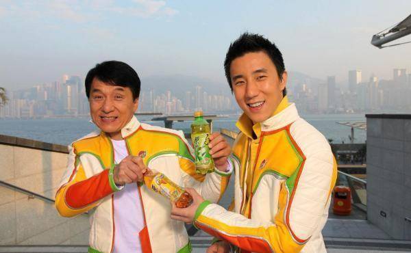 娱乐圈里最出名的父子明星,是谢霆锋与谢贤吗?_房祖名_刘恺威_杜淳杜