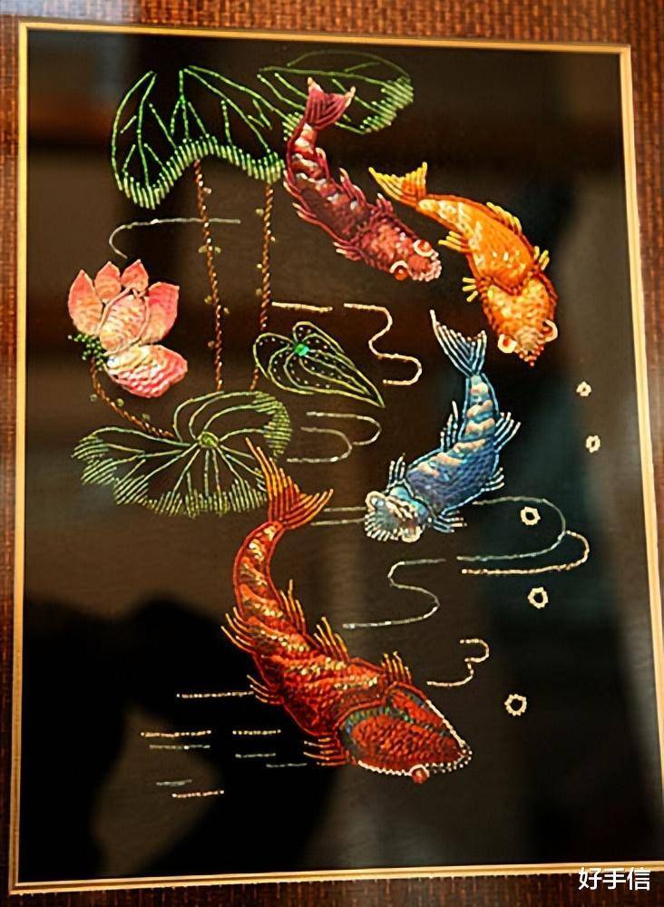 厦门珠绣:米粒大小的玻璃珠变身非遗艺术品_珍珠_手工艺品_谢丽玉