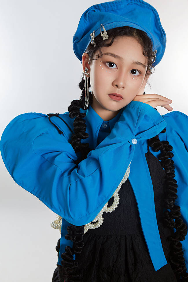 张梓瑞包琪乐时装周优秀童模:本次少儿时装周,立足时装产业特色,与