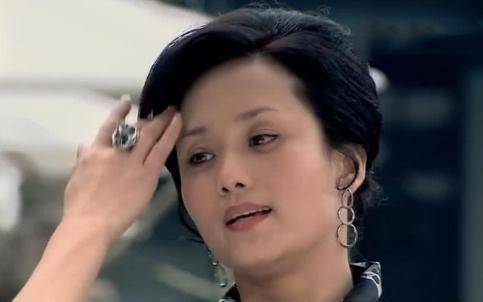 慕容云海的妈妈,51岁的她长这样,真是越活越年轻_李颖_沈含枫_流星雨