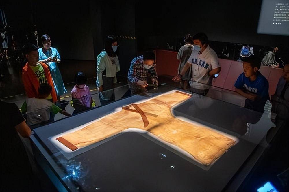 长沙博物馆素纱襌衣图片