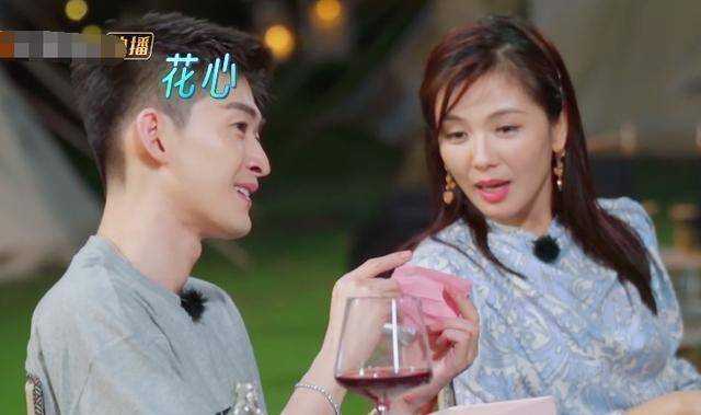 张翰被周捷评价花心,刘涛连忙为他辩解,他更是自曝10年恋爱次数_女