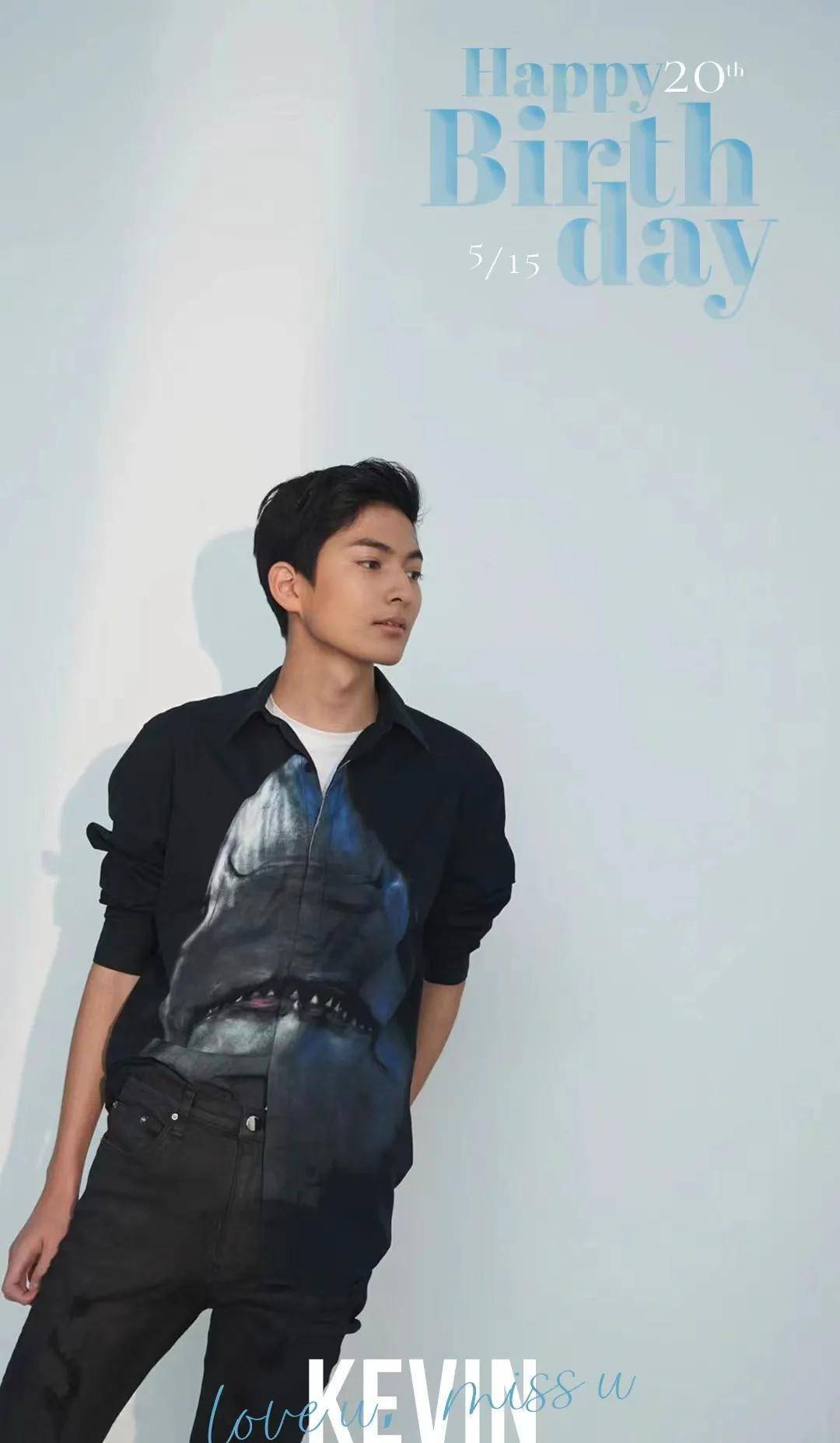 景岗山家的两个孩子堪称最美星二代,家世显赫,未来之路一片坦途_井冈