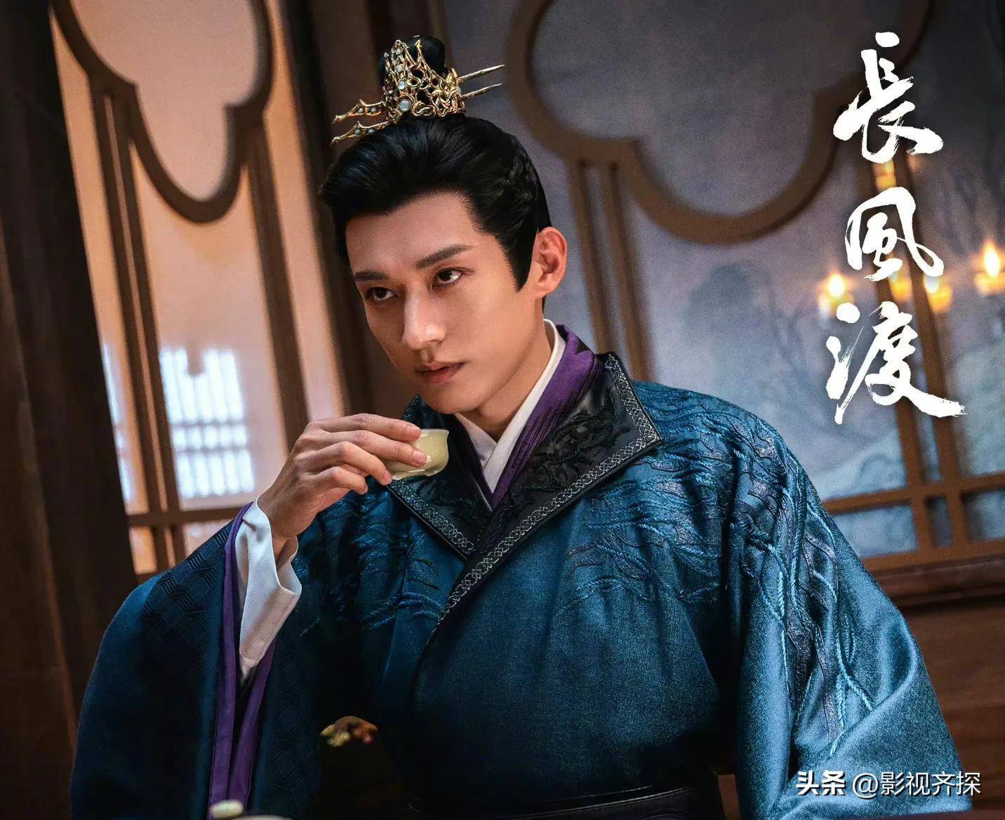 白敬亭饰演纨绔子弟顾九思,在剧中白敬亭的表演也是可圈可点,生活中