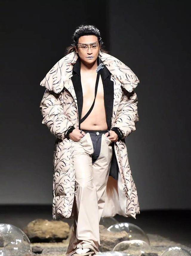 “小虎队”同框引泪奔，三人发展现状迥异，却都成中年吃货-小虎队成员现在情况