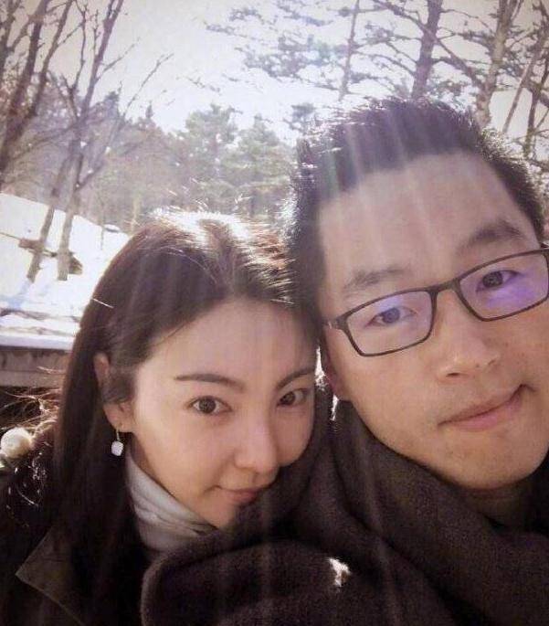 袁巴元发文警告张钱豪,论前夫,前有黄奕后有张雨绮_感情_生活_男友