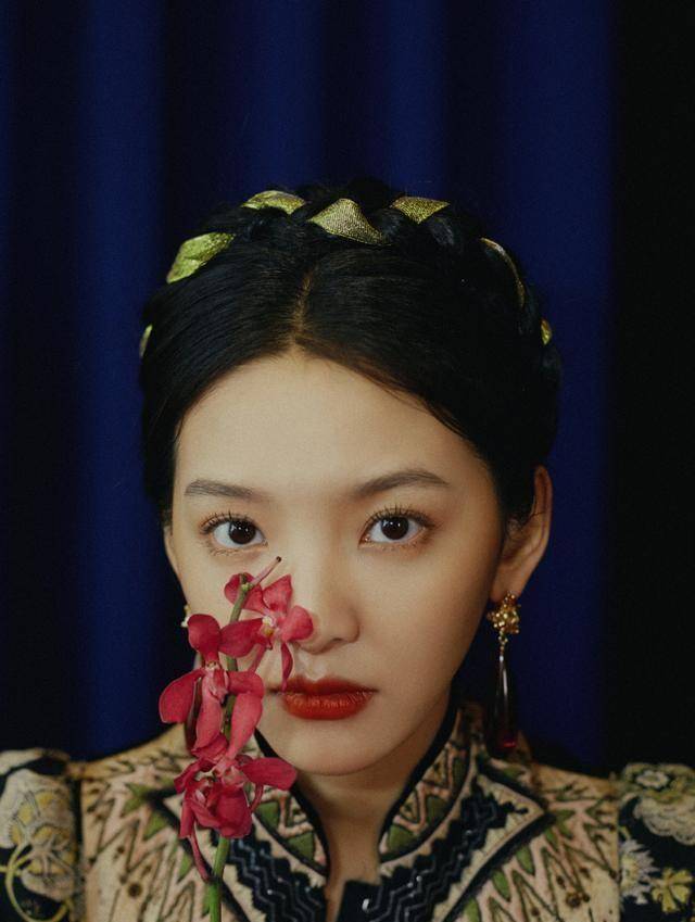 章若楠是怎么凭借宽眼距成为辨识度美女的?