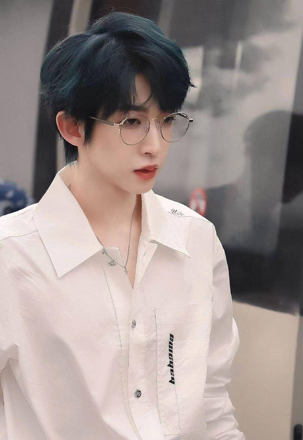 国风美少年刘宇新曲目涉有抄袭?看不到抄袭鼻祖于妈的前车之鉴?