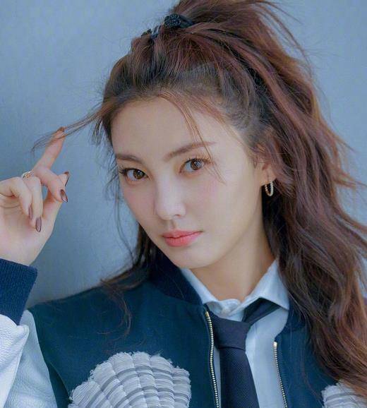 张雨绮牵手张钱豪,这就是袁巴元口中的神秘男子?