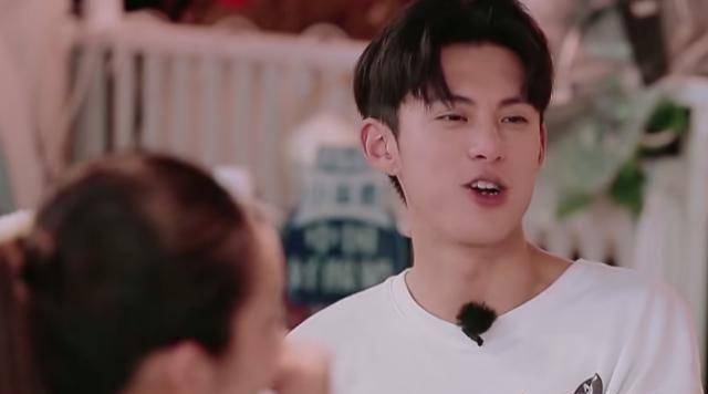 走了王俊凯,来了王鹤棣,尽管很不舍王俊凯,但还是得接受新人,当我们