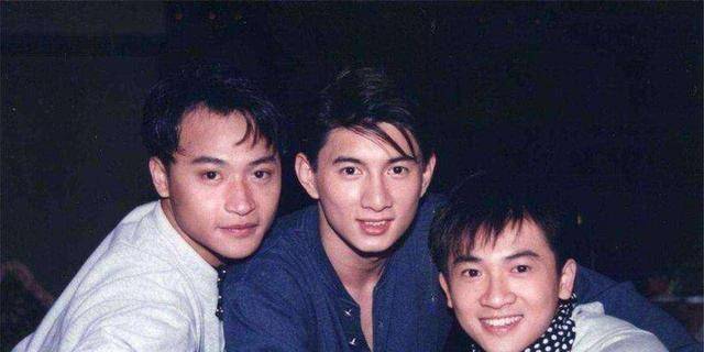 钟汉良聂远吴奇隆惊喜同框!三位男神相谈甚欢,却属于3个时代?