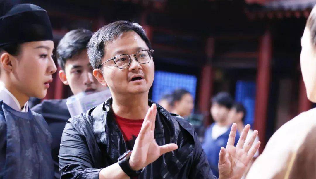 专访《鹤唳华亭》导演杨文军:悲情也是一种解压排毒的娱乐方式_镜头