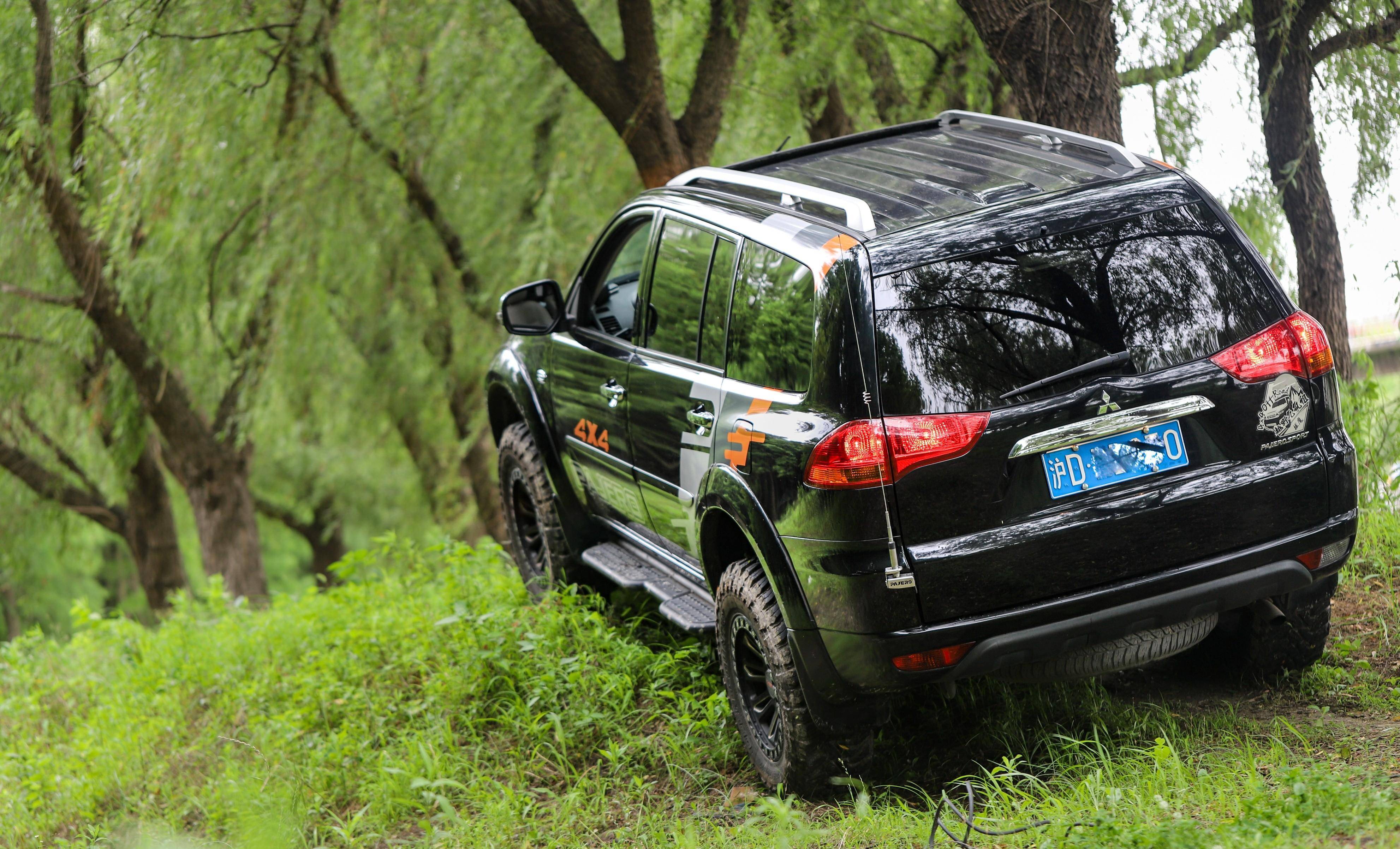 帕杰罗劲畅最丑的越野车