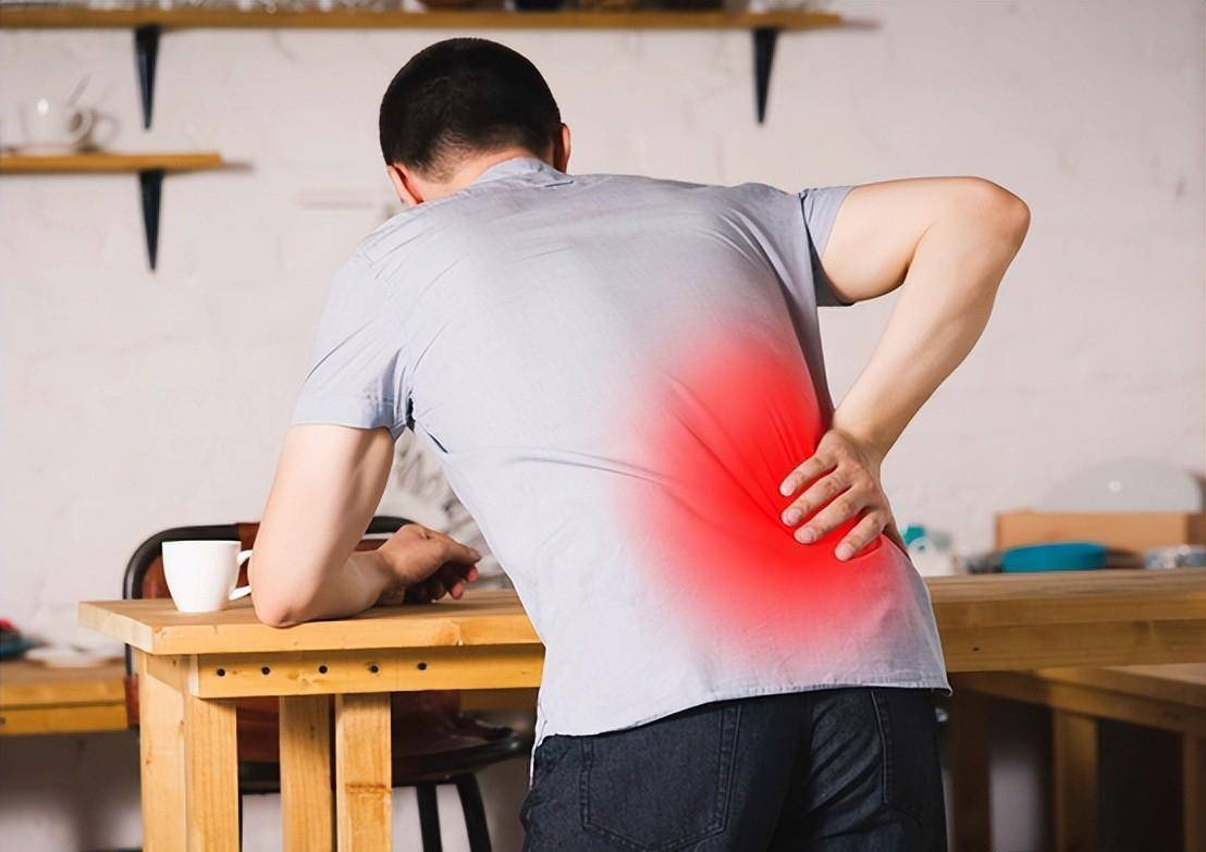 再站起来就天旋地转,眼冒金星,甚至有的人,他还会出现尿频尿急,憋不住