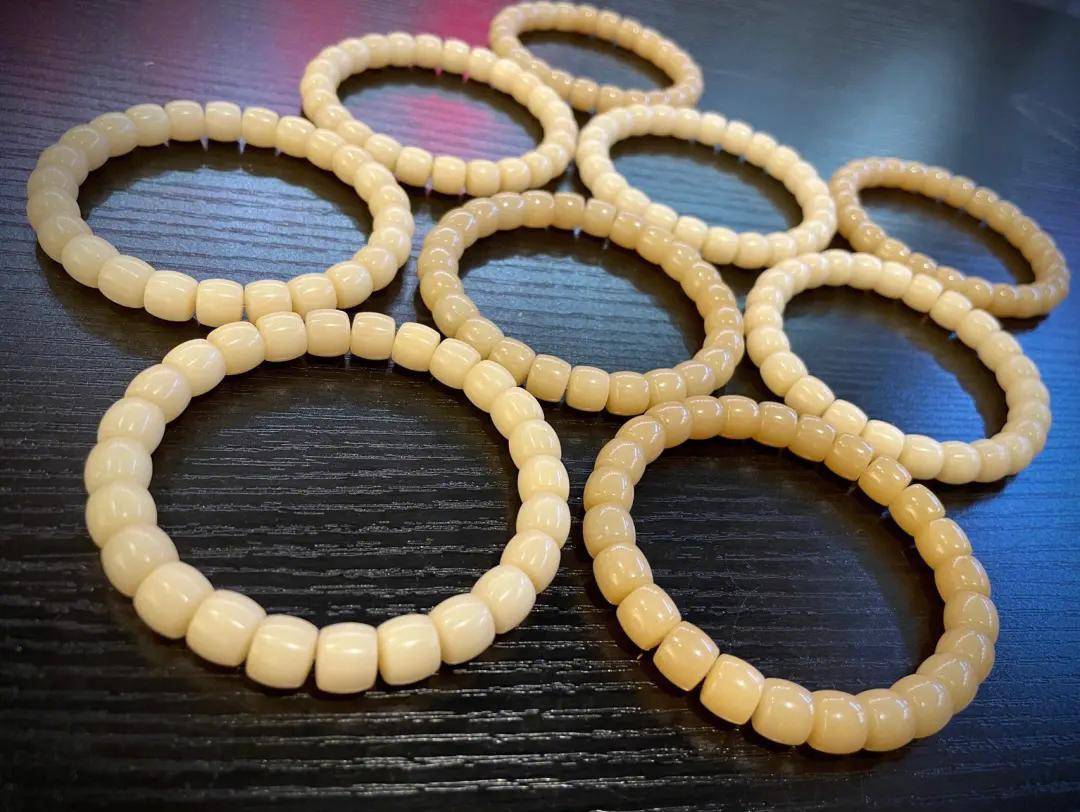 小学生玩手串这事,你怎么看?_图片_塑料_盘串