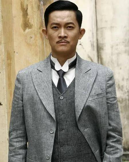 太难了,郭靖宇用十多部作品来捧他,可还是混成十八线演员!