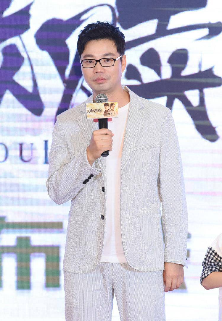 她裸婚嫁给王迅14年,被女子篡位分手,6年后患病孤独离世_王一子_魏震