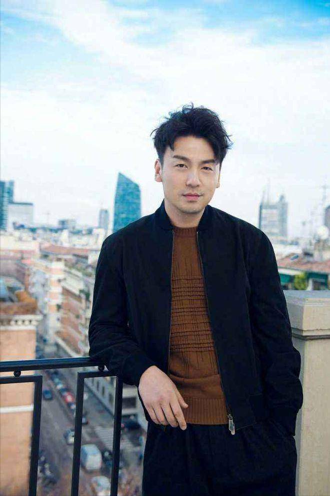 雷佳音:感谢初恋女友不嫁之恩,那个夜市卖拖鞋的男孩成了!