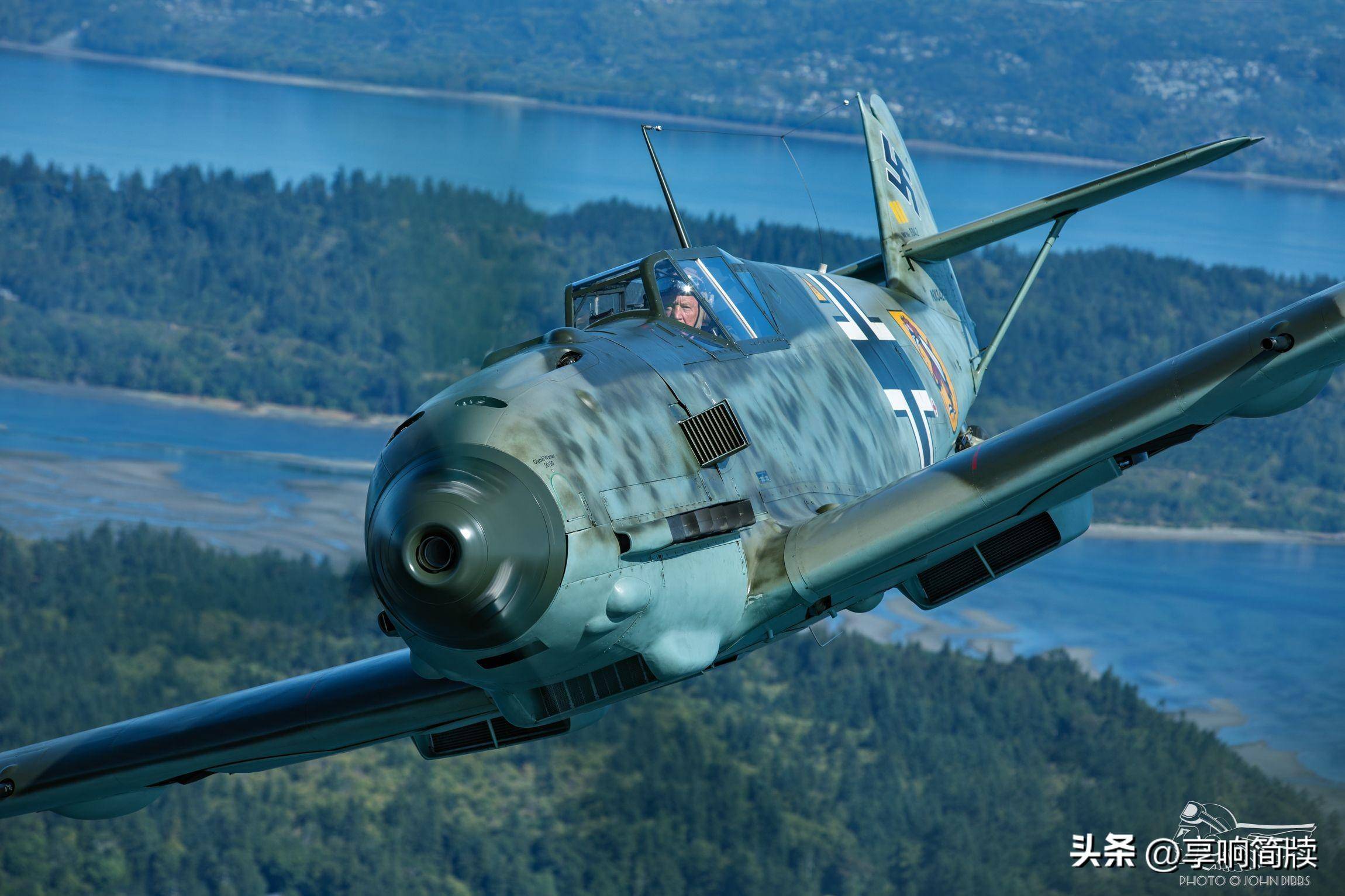 bf 109为军事航空领域引入了前所未有的先进技术,创新的空气动力学