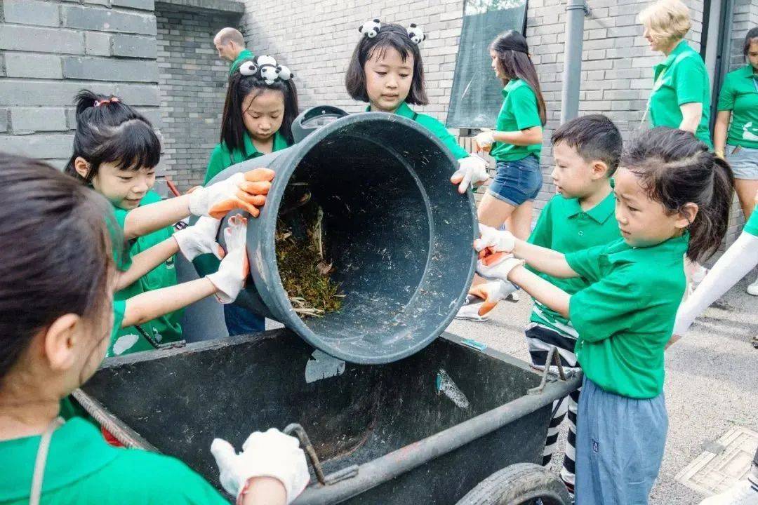 暑假研学 | 国宝守护者大熊猫科考夏令营，招募铲屎官，领取3张证书和科考报告