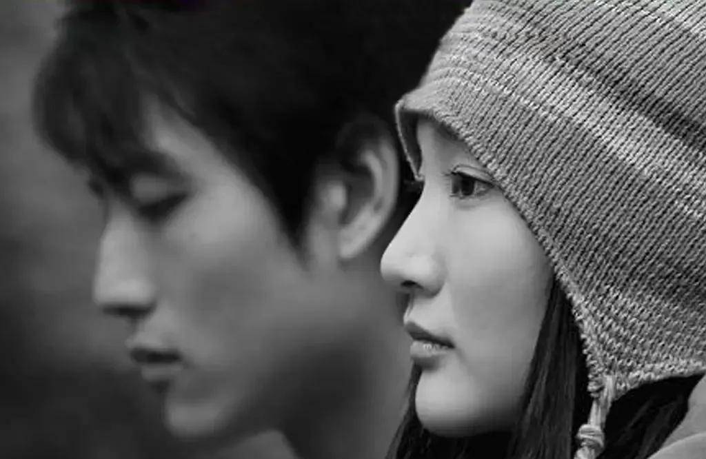 最值得一提的是主人公潘玉龙与汤豆豆,金志爱,杨越之间的情感纠葛.