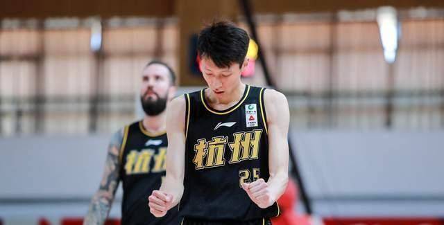 cba库里完全爆发,广厦11胜5负重回前六_比赛_李京龙_铭徽